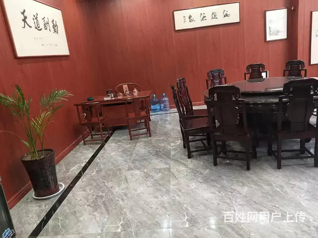 转让政衡学府西门临街门面（转让费面议） - 图片 1