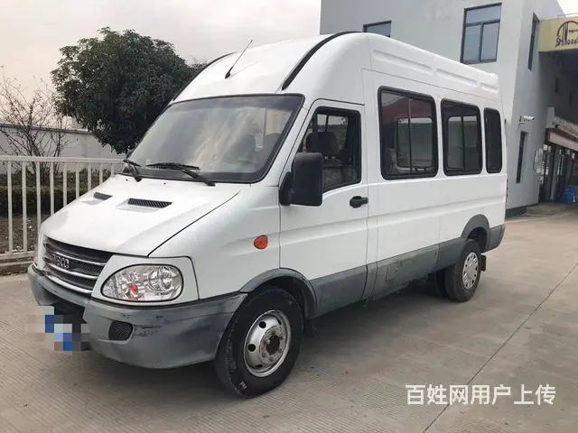 依维柯长轴高顶6坐国5排放支持分期包过户 - 图片 3
