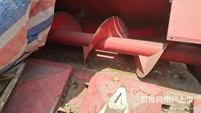 厚德玉米割台卖，沃得收割机卖，还有杂粮割台卖 - 图片 5