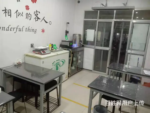 7424（七P)个人城西区羚羊路晨光小区临街麻辣烫店转让 - 图片 1