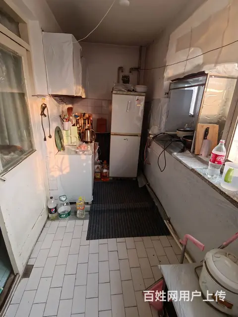 世纪港湾对面小区四楼主卧次卧出租 - 图片 5