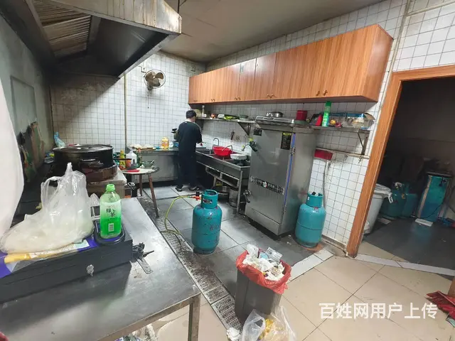 （51旺铺推荐）龙华区垦中路100平餐饮店转让 - 图片 3