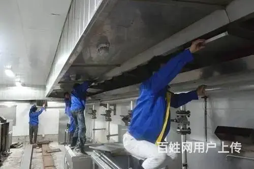 昆山市陆家饭店、酒店油烟机清洗，烟罩清洗，管道清洗 - 图片