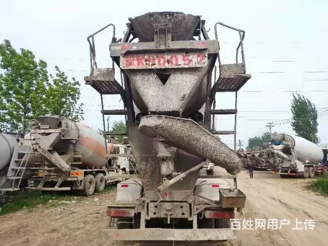 枣庄出售精品二手豪沃搅拌车出售 大18方 国四， - 图片 4
