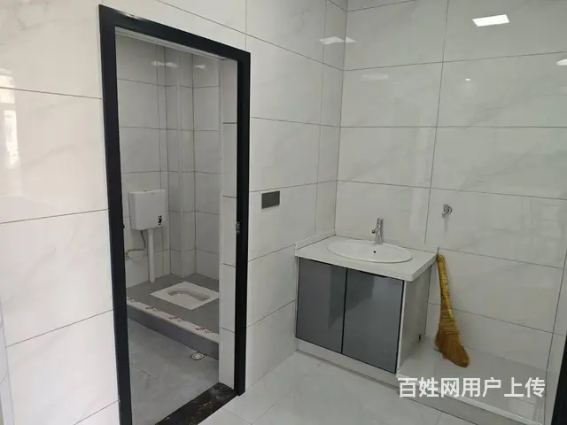上高团结路二楼新装修四房送家具有地下室证件齐全可按揭 - 图片 10