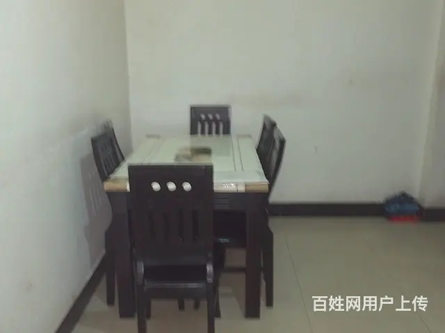 中山北路华程医院附近2室1厅装修好家具家电齐全月租650 - 图片 1