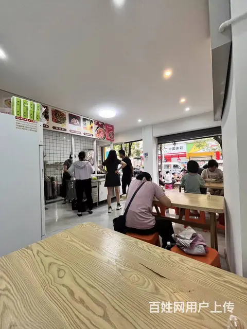 （51旺铺推荐）五华区新联巷63平米线店转让 - 图片 2