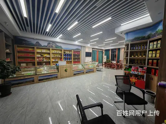 无转让费！东阳横店华夏大道270平店铺出租！有烟 草 证 - 图片 2