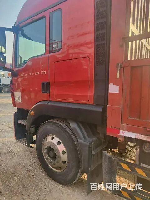 22年二手豪沃6.8米高栏货车 国六排放 原版原漆 - 图片 9