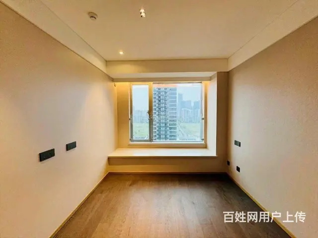 一线铁景房 家门口数车 噪音大 随时可看房 密码在手 高楼层 - 图片 6