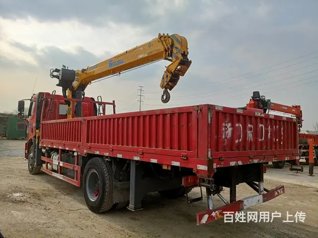 二手徐工8吨随车吊21年带保险包提档个人低价处理 - 图片 3