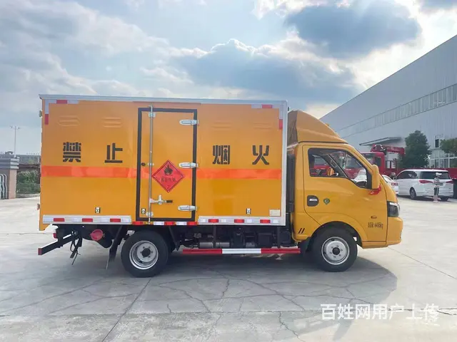东风途逸蓝牌易燃气体厢式运输车,全柴95马力可分期 - 图片 2