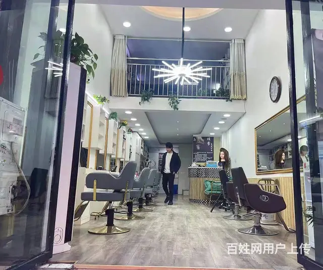 高坪区民安街90平美发店转让 - 图片 2