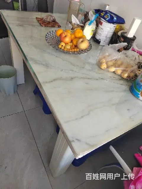 天然大理石实木餐桌 - 图片 1