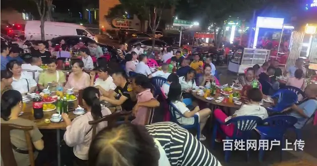 （51旺铺推荐）龙华山高街路口400平外摆餐饮店转让 - 图片 3