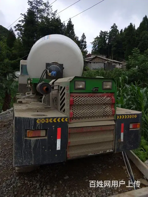 自动上料搅拌运输一体车 - 图片 5