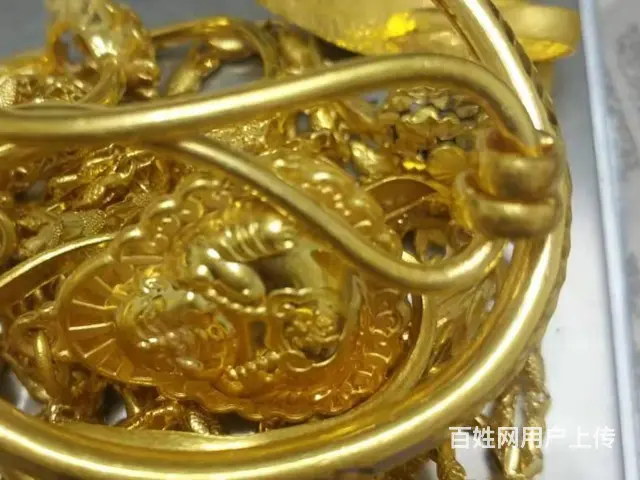 金店黄金手镯回收多少钱一克回收黄金在哪里 - 图片 1