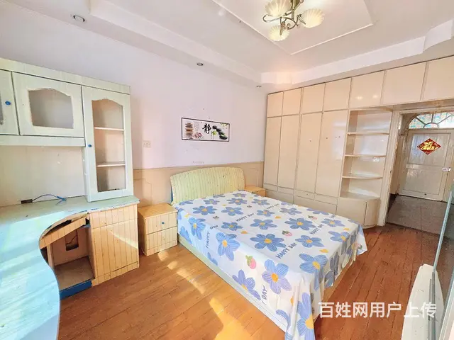 实图 三香广场地铁口 潼泾新村两房朝南一样大 四楼 石路 - 图片 2