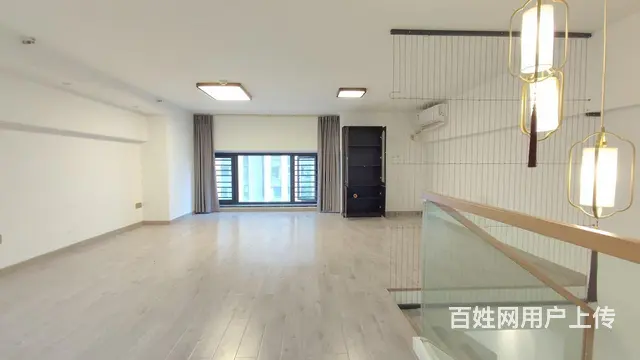 万达楼上 有设计感氛围办 公招租 - 图片 2
