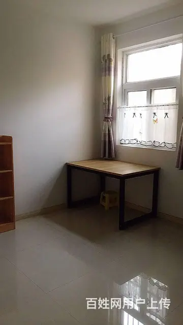 四季花城 普通住宅1厅 中等装修 - 图片 2