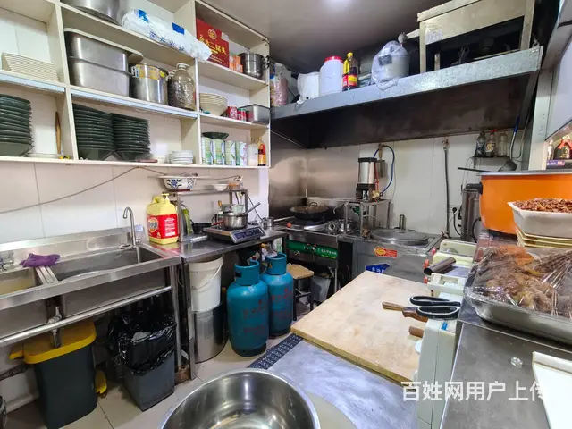 1304 学校对面经营8年面馆转让 日流水1500+ - 图片 3