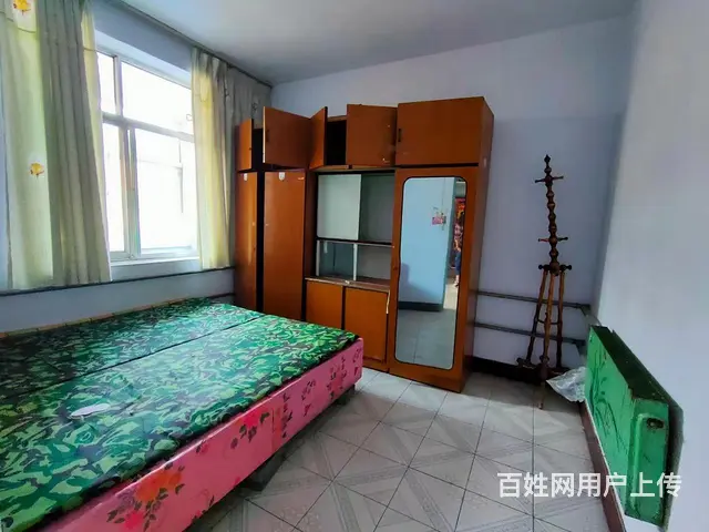 Z02362公安街 精装实图 有床沙发空调电视冰箱 - 图片 2
