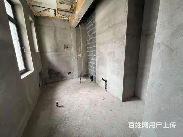 溪岸艺墅 土建地暖窗户已更换 780平 车库三台位 - 图片 8