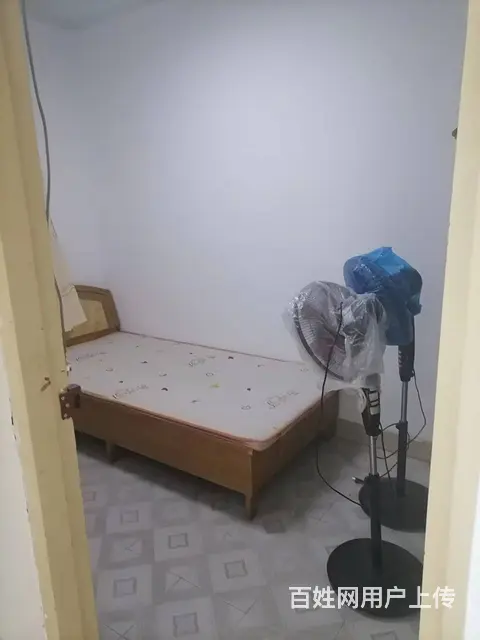 三口塘小区三室一厅一厨一卫出租 - 图片 2