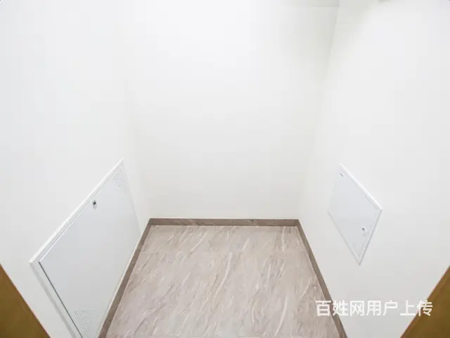 锦尚和品府 客厅东边对泳池 南边1300方大草坪 诚心卖 - 图片 12