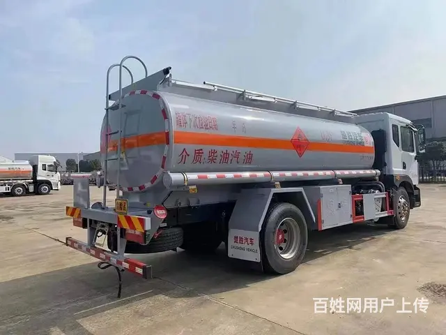 楚胜厂家直销东风多利卡10油罐车 现车低价处理 - 图片 2