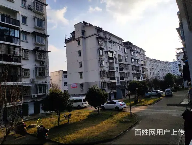 华资花园架空1楼三室两厅毛坯房含车库一起出售 - 图片 11