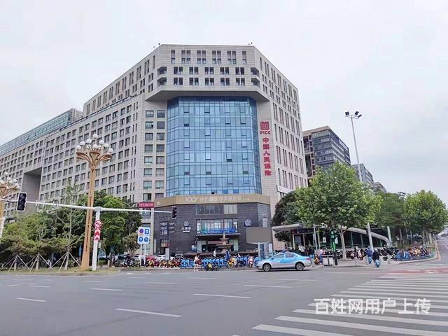 （老板本人）天心区省政府地铁口精装修写字楼优价出租的图片