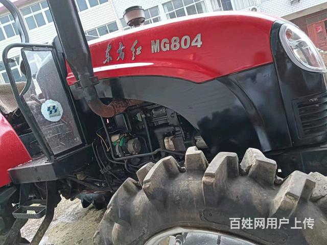 出售精品东方红804拖拉机，个人一手车，动力强劲的图片