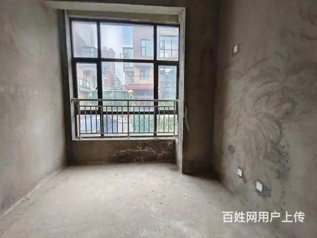 别墅 河边联排别墅 边户 带大院子 证过二 近奥林匹克 - 图片 6