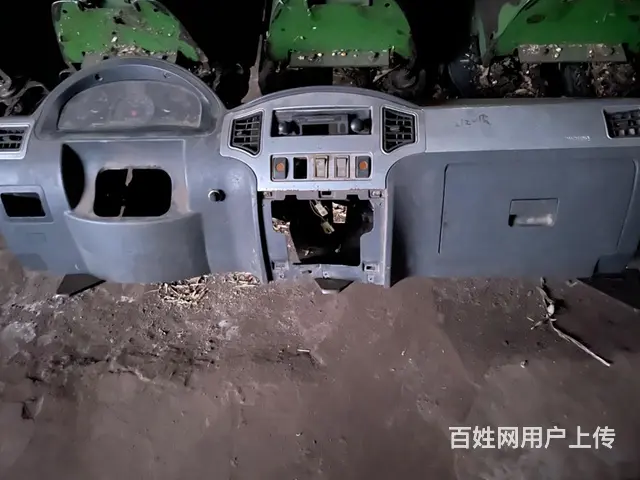 五征1600驾驶室 玻璃 工作台 - 图片 2