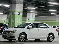 2013年上牌自动挡比亚迪速锐 带自动泊车功能