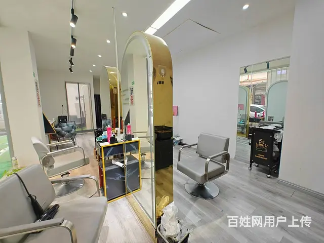 （易转介绍）义乌后成一区客流量大全新装修美发店转让 - 图片 5