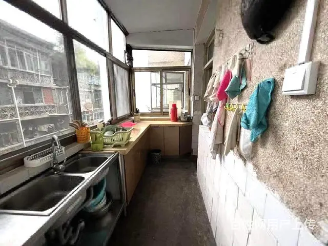 2千多急卖松山路三室户型方正采光通透随时看房产证齐全好停车 - 图片 10