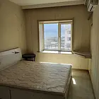 天龙家园7楼带阁楼出租