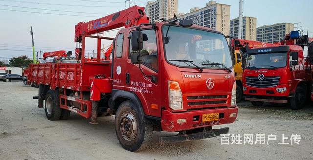 二手短轴6.3吨随车吊 20年带保险便宜出售的图片
