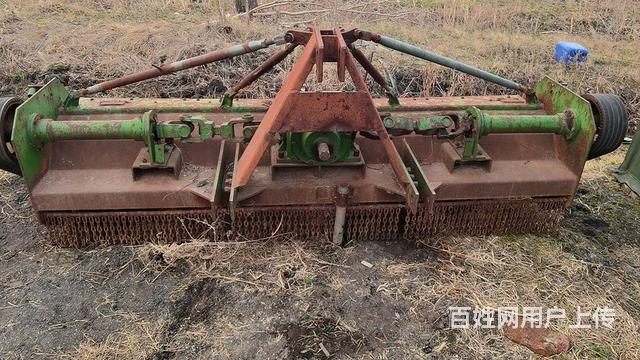 2.6米双传动单滚灭茬机，放的年头多了，一直没干活的图片