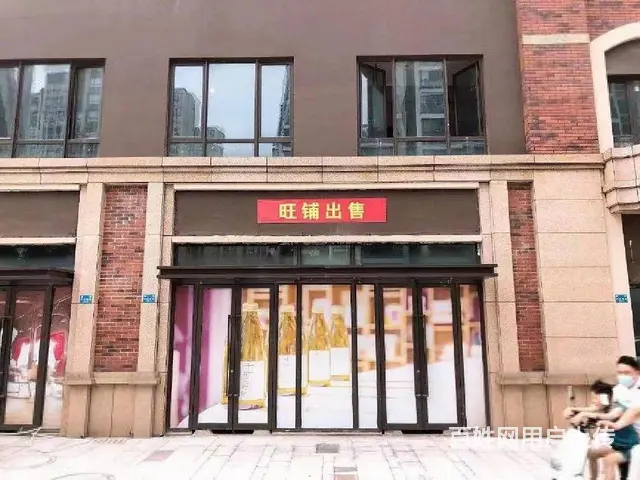 美居100平单价1万2小区门口沿街底商 人流量大好出租 - 图片 1