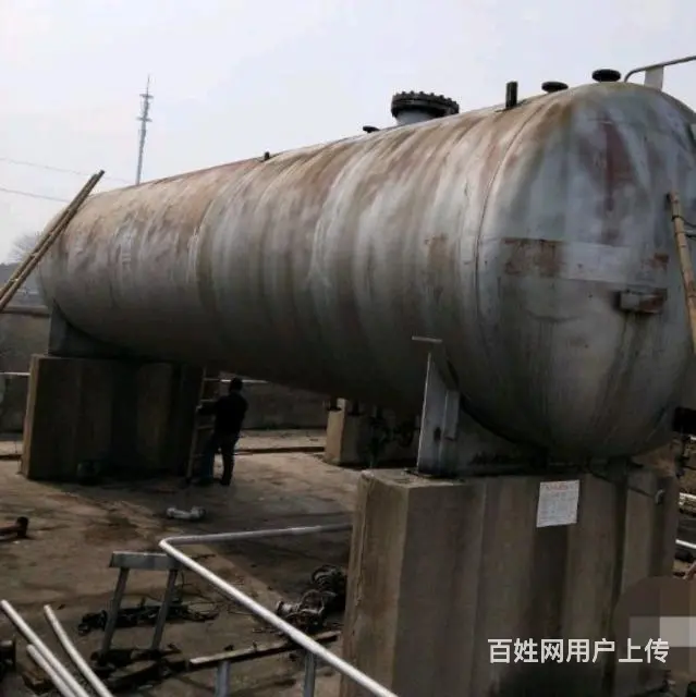 求购废旧液化气储罐及槽车的图片