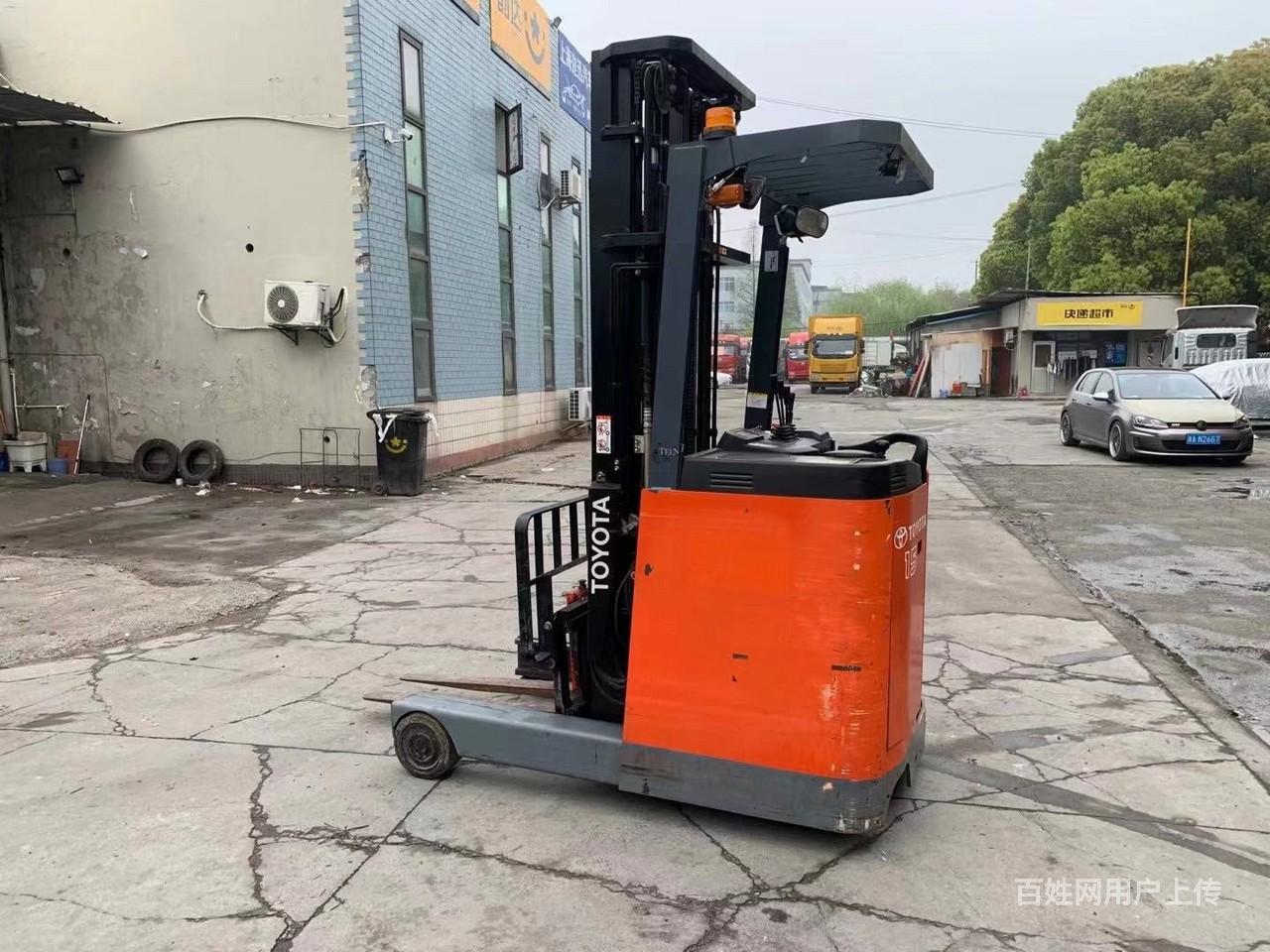 低价转丰田站立式二手电动叉车 1.5吨二手叉车便宜