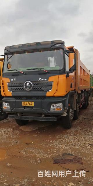8.2米货箱德龙x3000前四后八自卸车，首付9万的图片