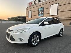 福特 福克斯 2015款 福克斯-三厢 1.6 双离合 舒适