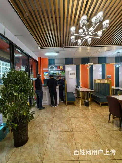 8862（铺联邦）安宁区临街精装修餐饮店转让 - 图片 1