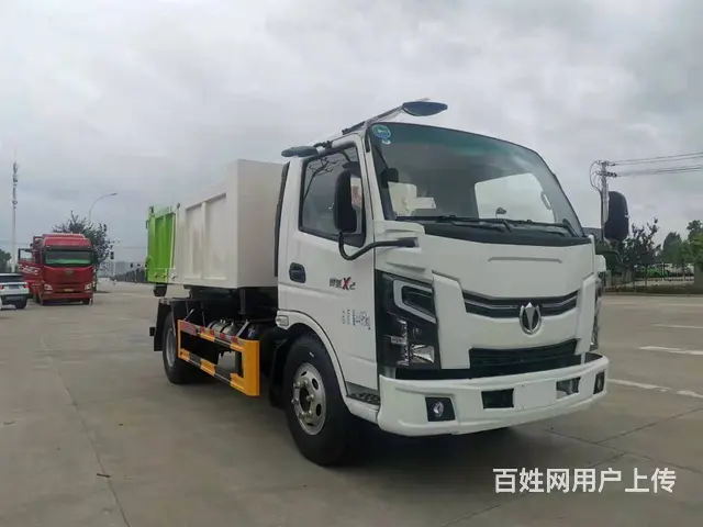奥驰蓝牌二手勾臂垃圾车多少钱 - 图片 1