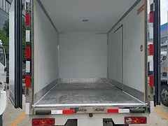 福田祥菱V1M1蓝牌2.8米-3.5米封闭式保鲜保温车冷链车