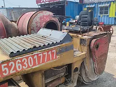 出售2吨压路机干活车